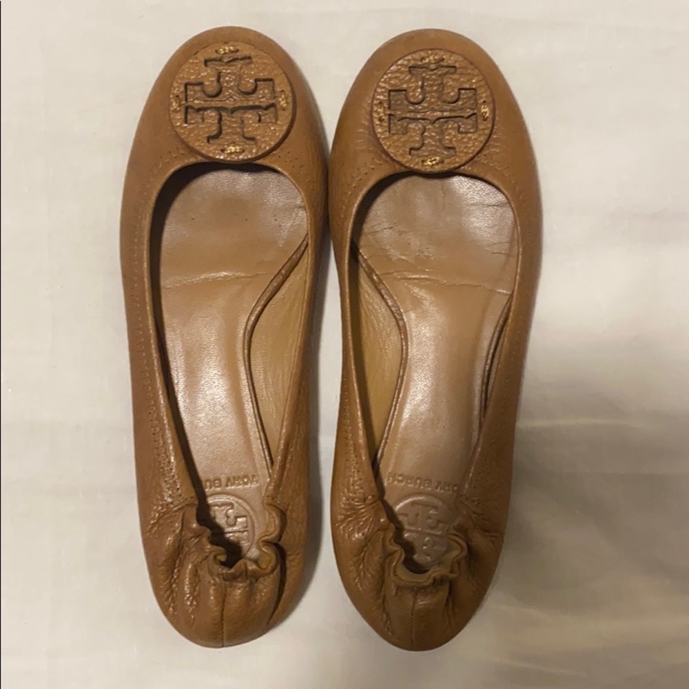 Tory Burch tan flats